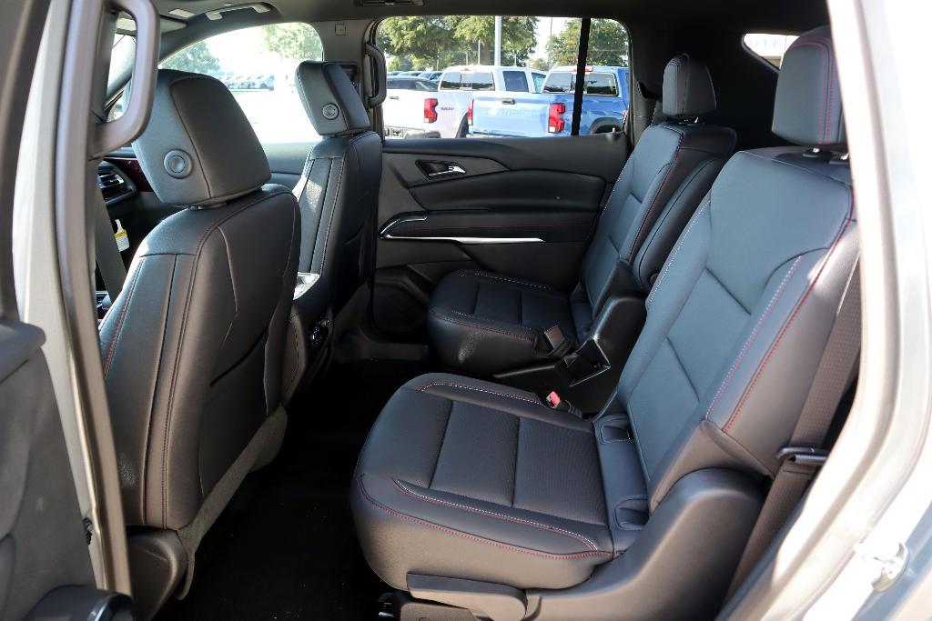 new 2026 Chevrolet Traverse car, priced at $52,295
