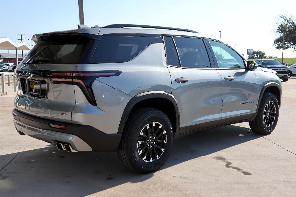 new 2026 Chevrolet Traverse car, priced at $52,295