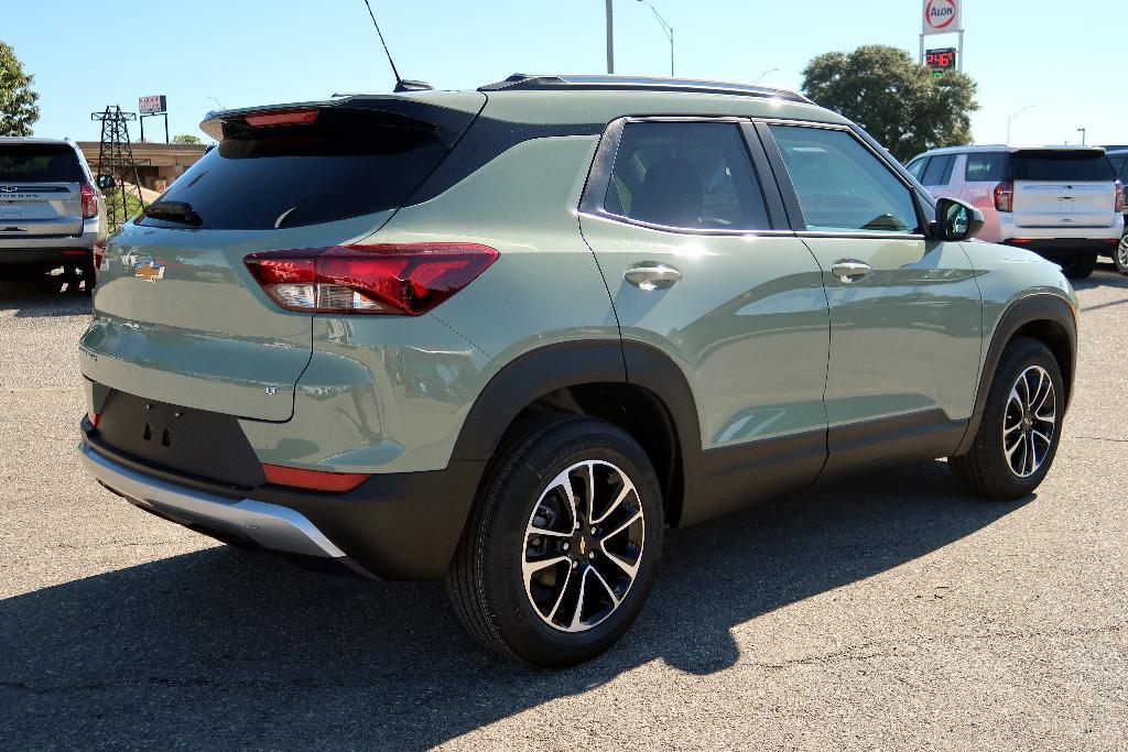 new 2025 Chevrolet TrailBlazer car, priced at $25,595