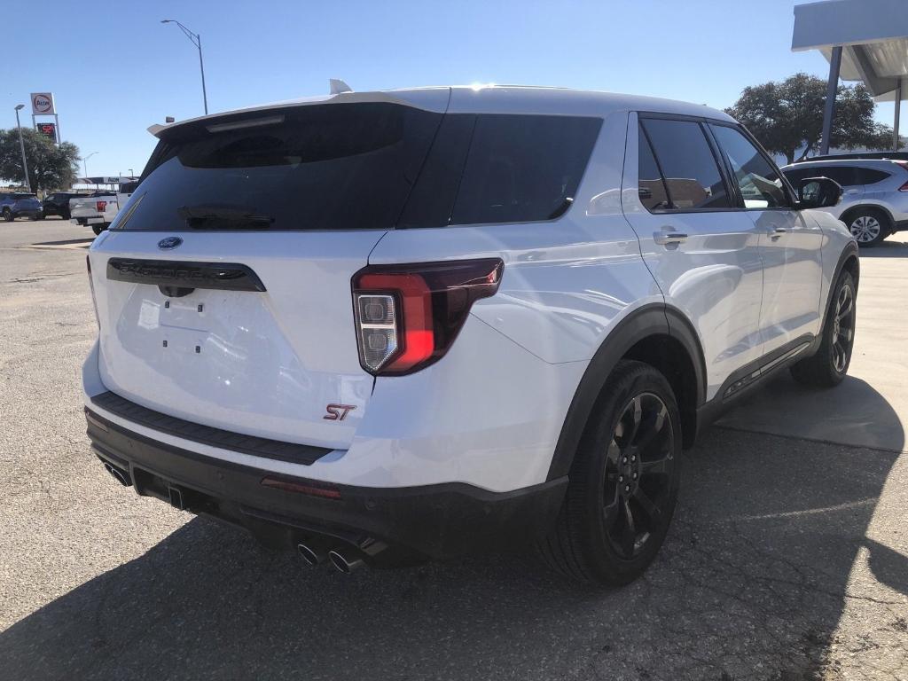 used 2022 Ford Explorer car