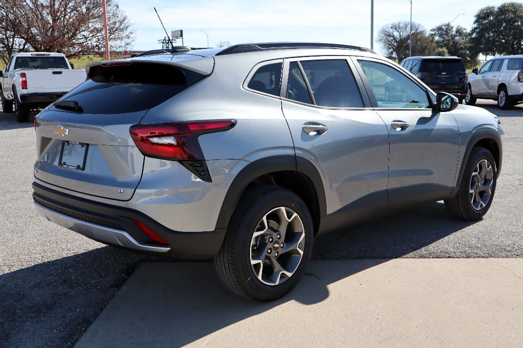 new 2025 Chevrolet Trax car, priced at $24,985