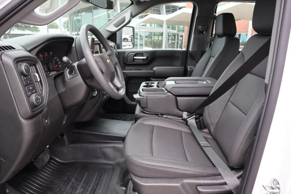 new 2025 Chevrolet Silverado 2500 car, priced at $53,545