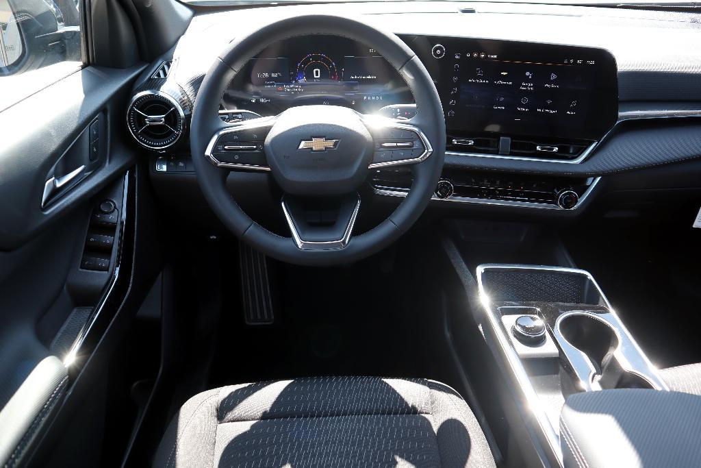 new 2026 Chevrolet Equinox car, priced at $32,635