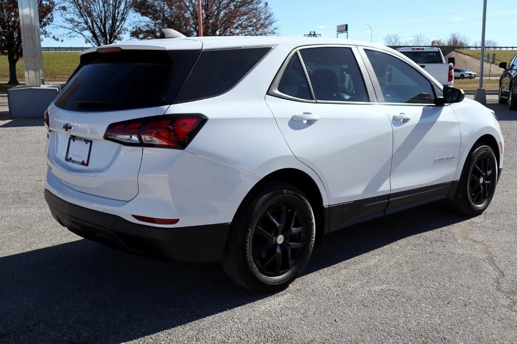 used 2024 Chevrolet Equinox car, priced at $25,977