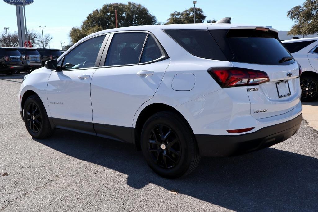 used 2024 Chevrolet Equinox car, priced at $25,977