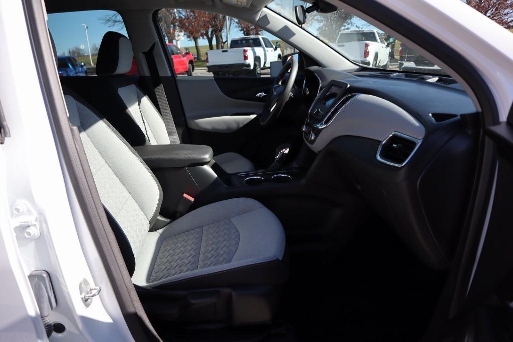 used 2024 Chevrolet Equinox car, priced at $25,977