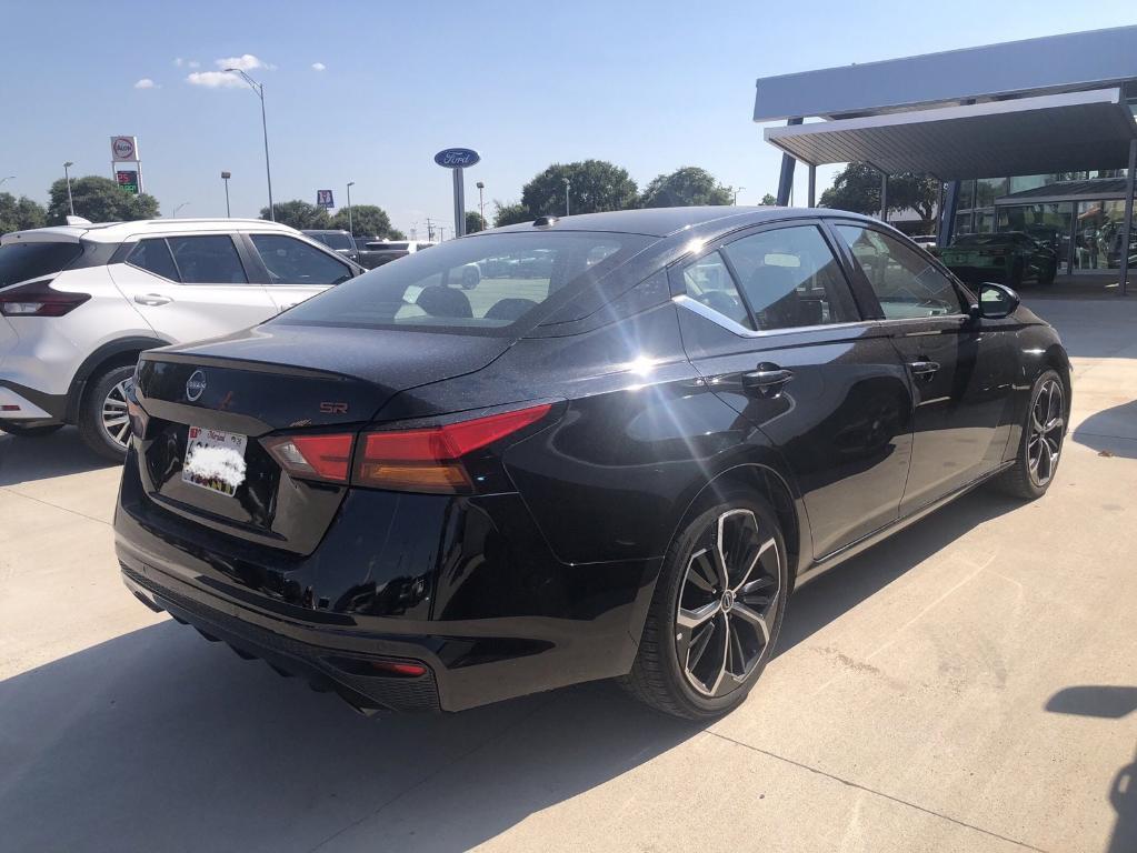 used 2024 Nissan Altima car