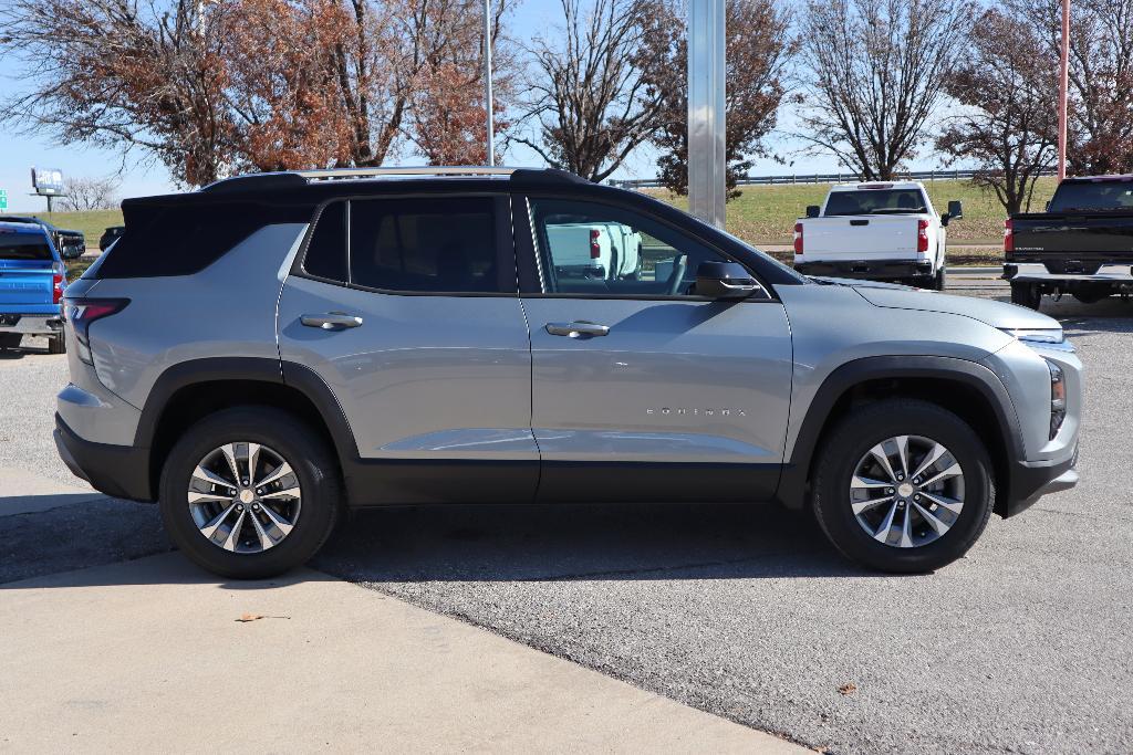 new 2025 Chevrolet Equinox car, priced at $32,640