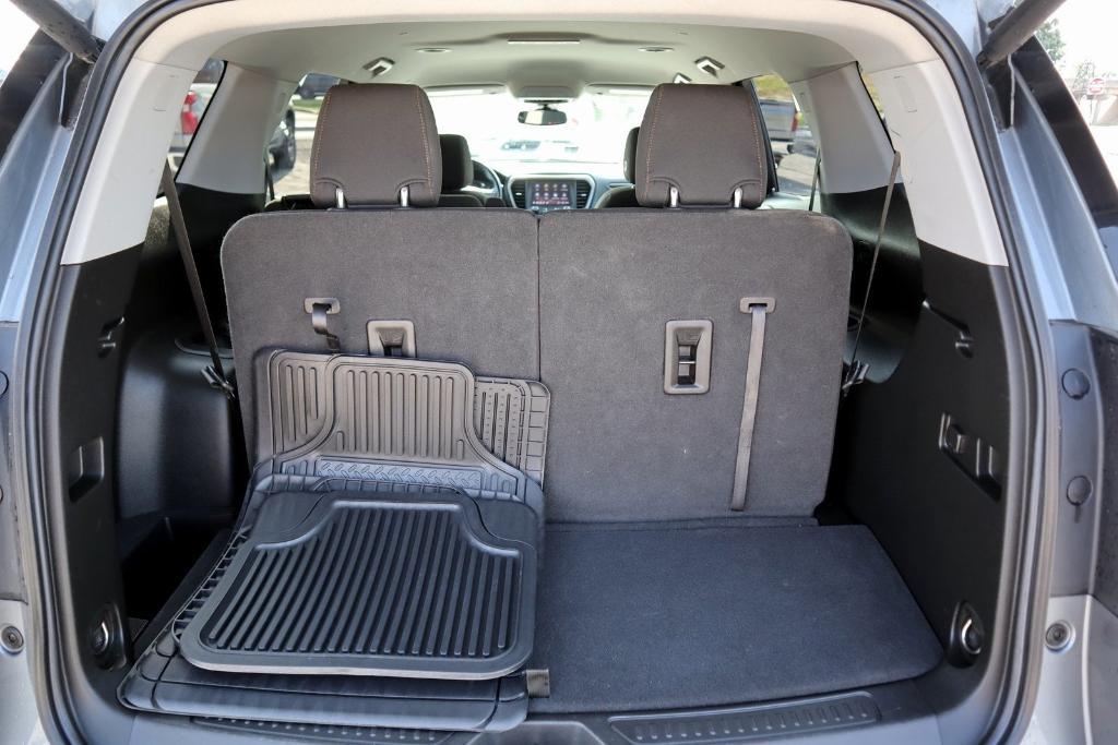 used 2022 GMC Acadia car, priced at $32,977