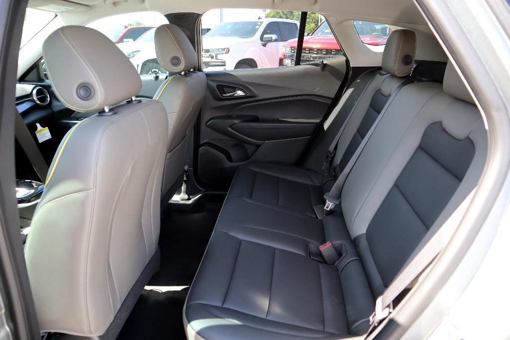 new 2025 Chevrolet Trax car, priced at $26,989