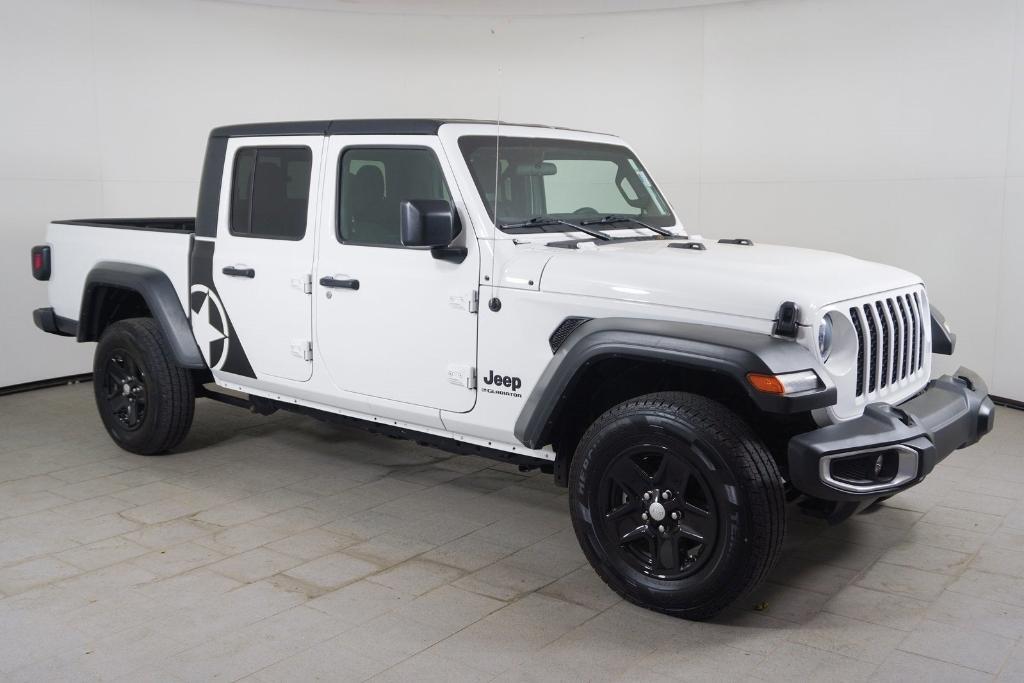 used 2023 Jeep Gladiator car, priced at $31,477