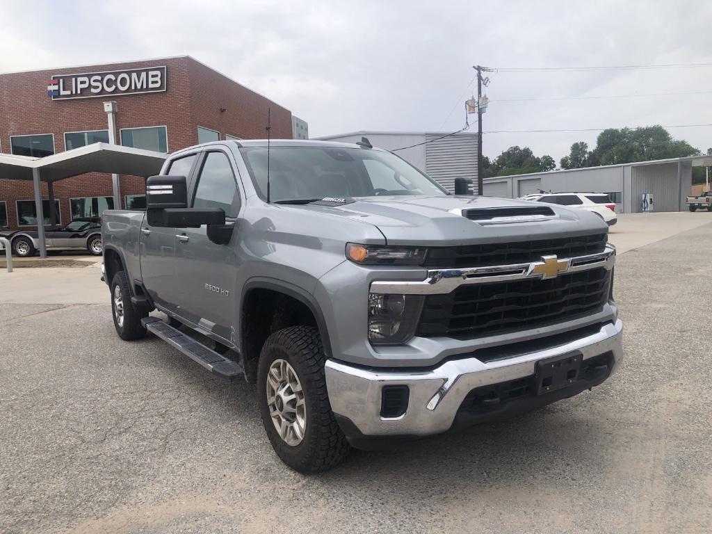 used 2024 Chevrolet Silverado 2500 car, priced at $50,977
