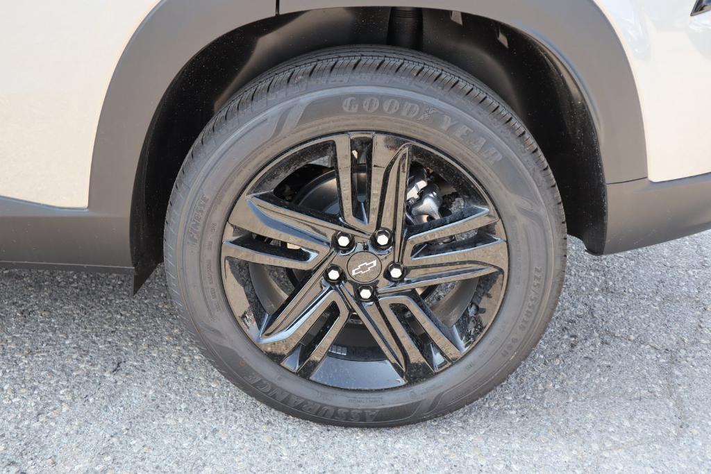 new 2026 Chevrolet Trax car, priced at $28,650