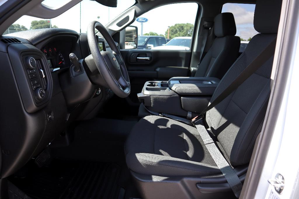 new 2025 Chevrolet Silverado 2500 car, priced at $51,600
