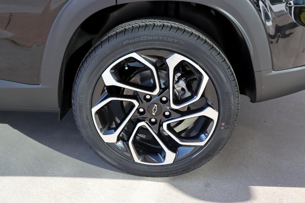 new 2026 Chevrolet Trax car, priced at $27,730