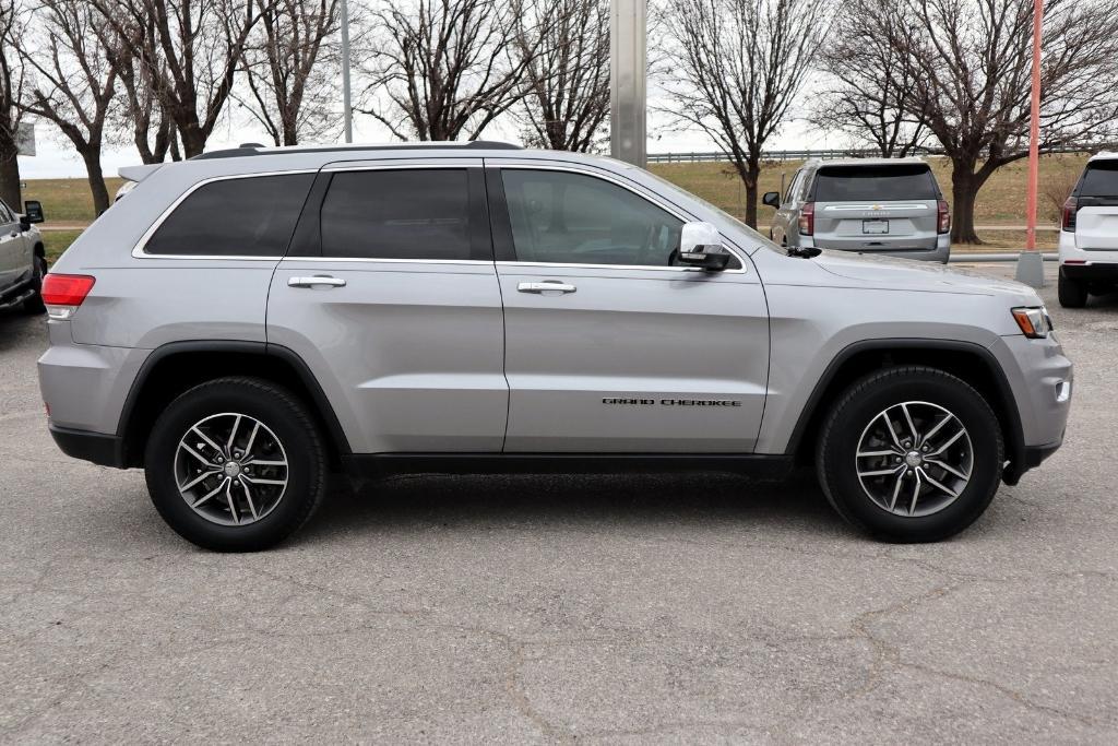 used 2017 Jeep Grand Cherokee car, priced at $12,877