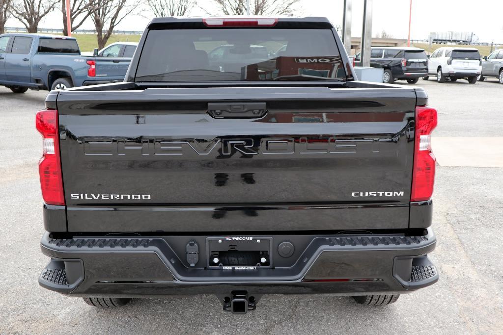 new 2025 Chevrolet Silverado 1500 car, priced at $43,545