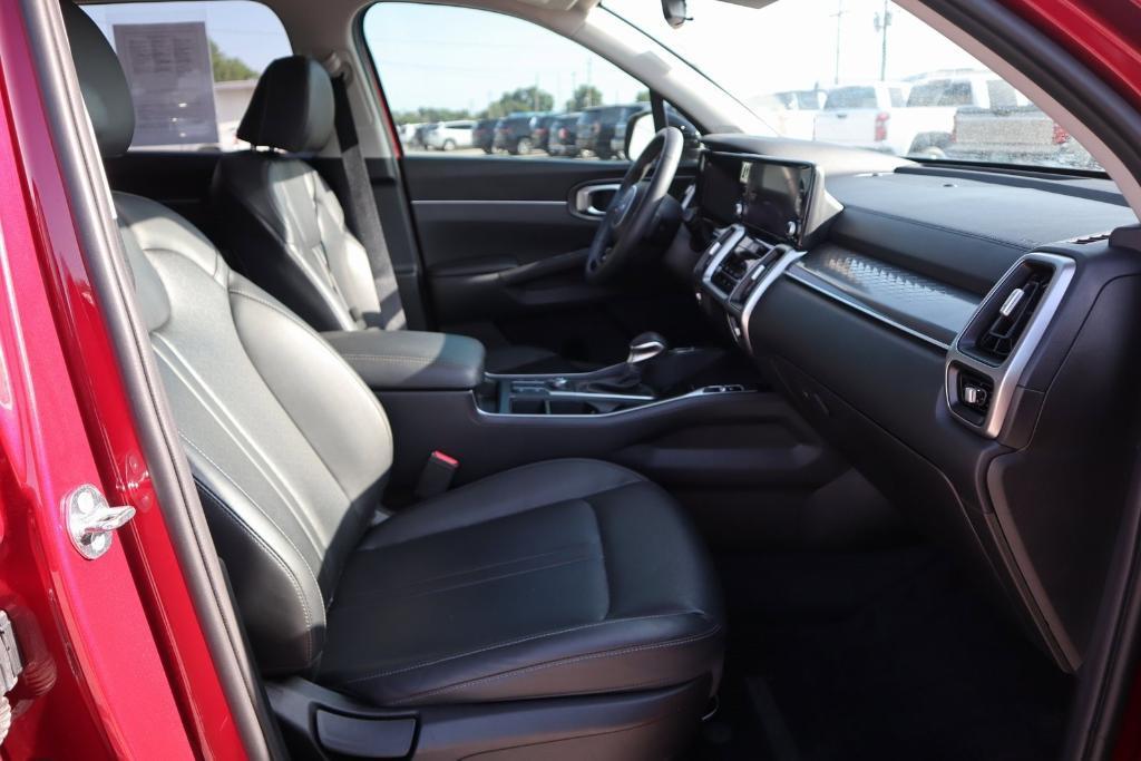 used 2023 Kia Sorento car, priced at $24,977