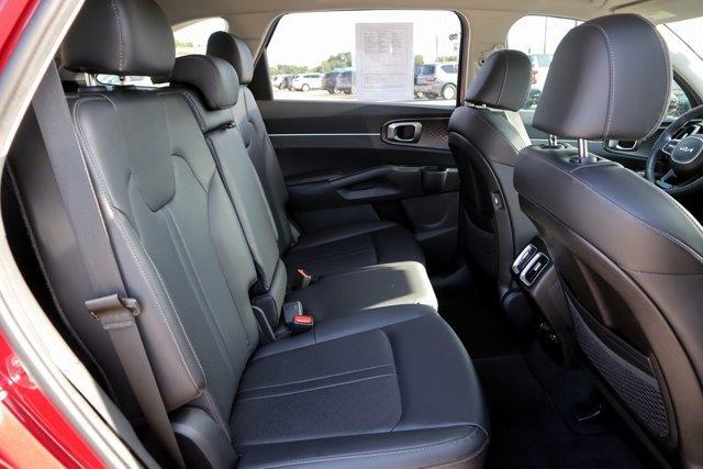 used 2023 Kia Sorento car, priced at $27,977