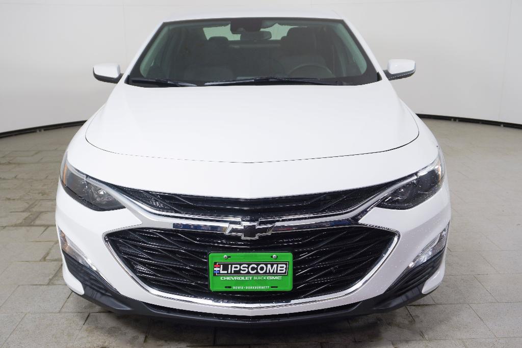 new 2025 Chevrolet Malibu car, priced at $27,995