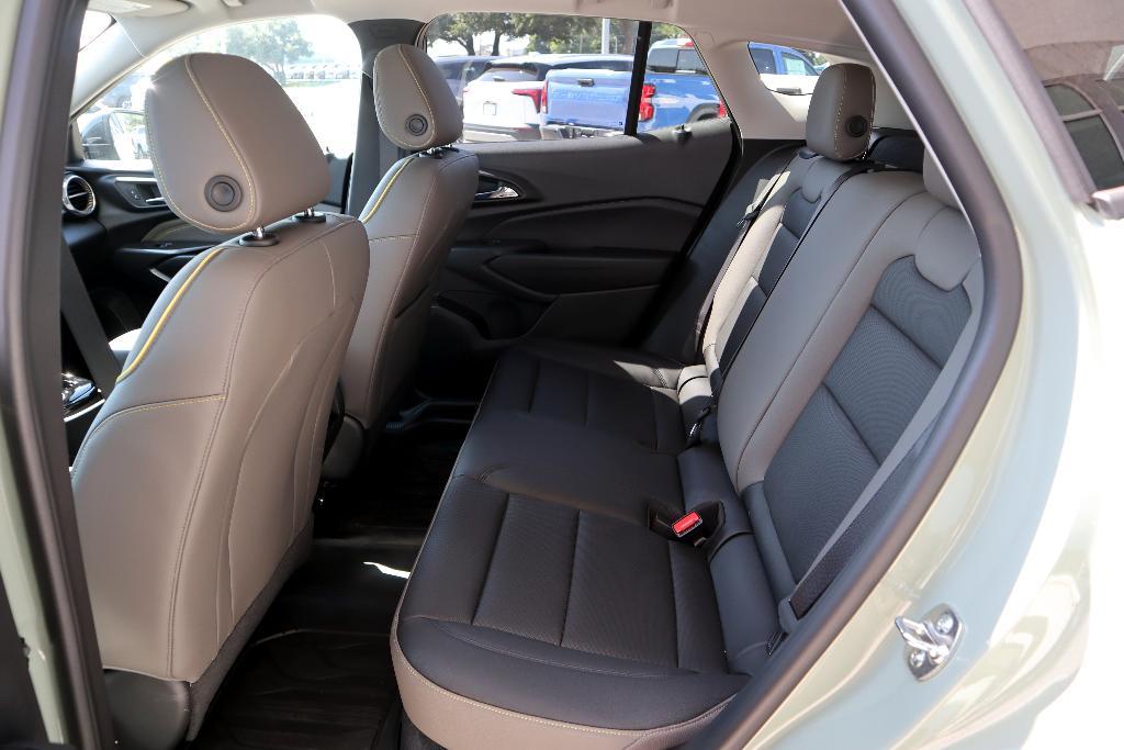 new 2025 Chevrolet Trax car, priced at $28,189