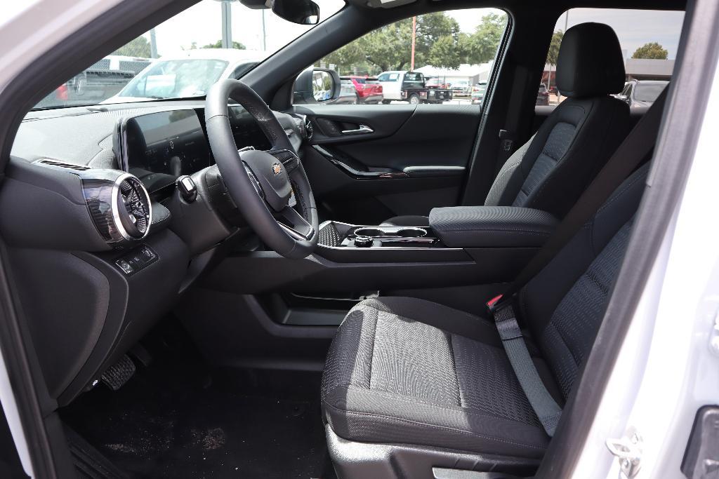 new 2026 Chevrolet Equinox car, priced at $29,995