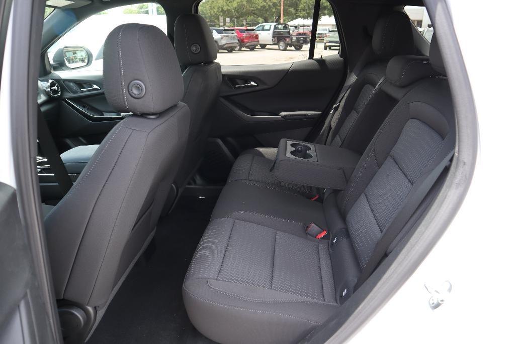 new 2026 Chevrolet Equinox car, priced at $29,995