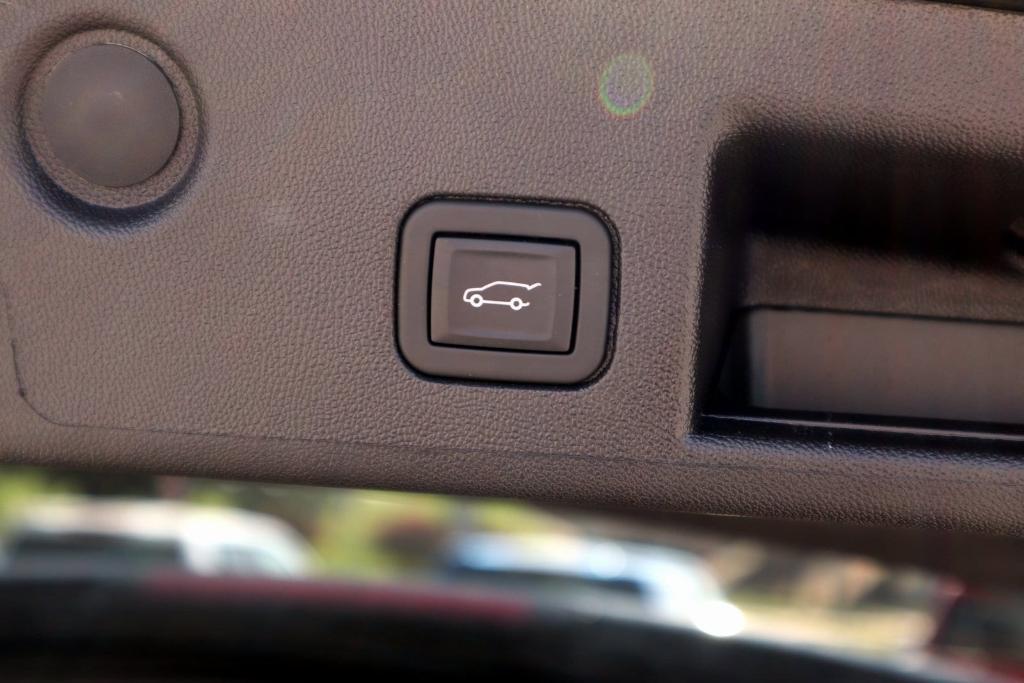 used 2024 Chevrolet Equinox car, priced at $26,977