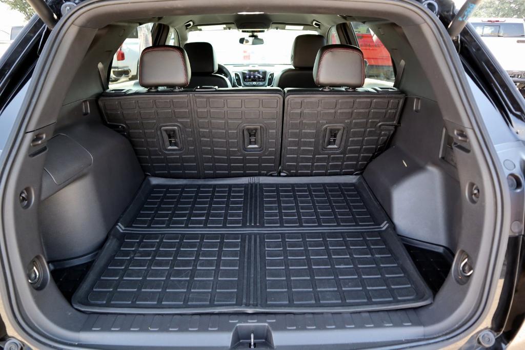 used 2024 Chevrolet Equinox car, priced at $26,977