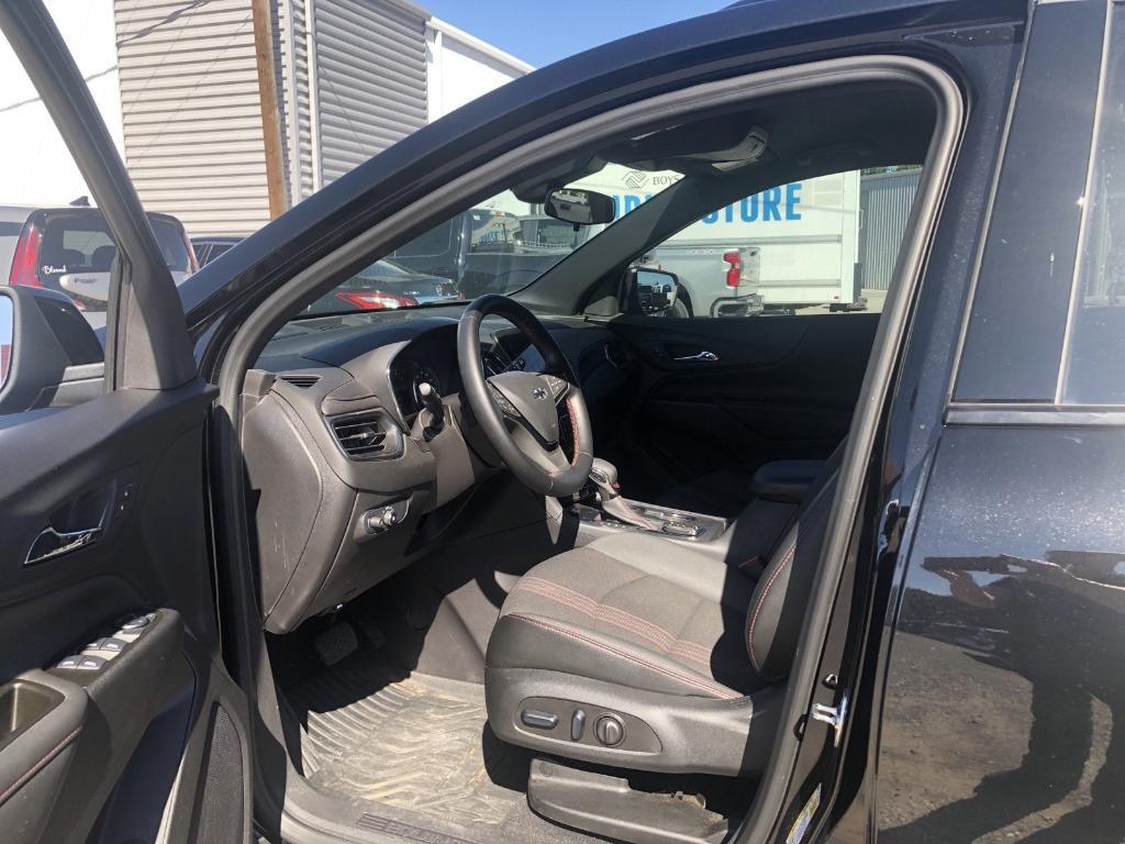 used 2024 Chevrolet Equinox car