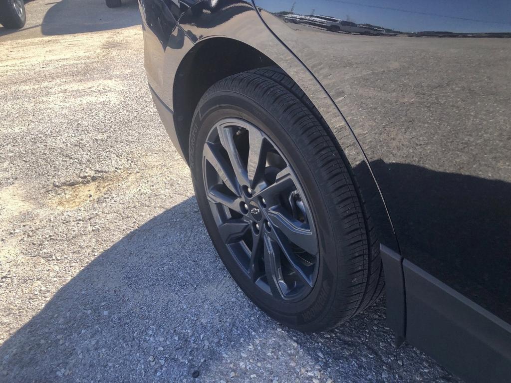 used 2024 Chevrolet Equinox car