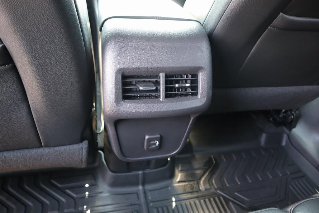 used 2024 Chevrolet Equinox car, priced at $26,977