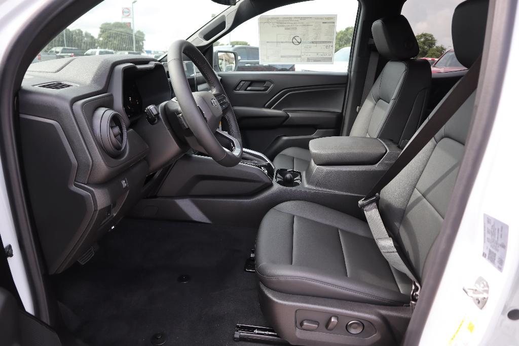new 2025 Chevrolet Colorado car, priced at $42,020