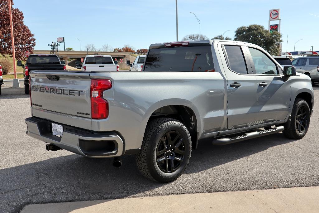 new 2025 Chevrolet Silverado 1500 car, priced at $40,590