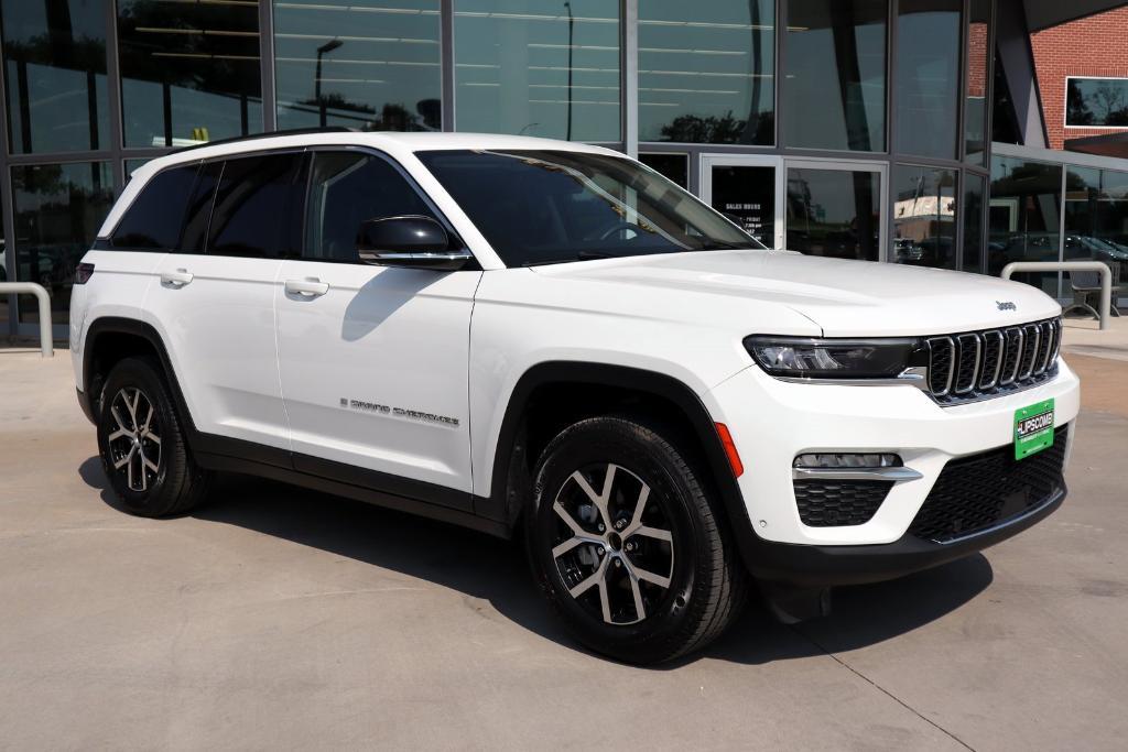 used 2023 Jeep Grand Cherokee car, priced at $31,977