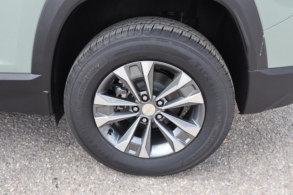 new 2026 Chevrolet Equinox car, priced at $31,935