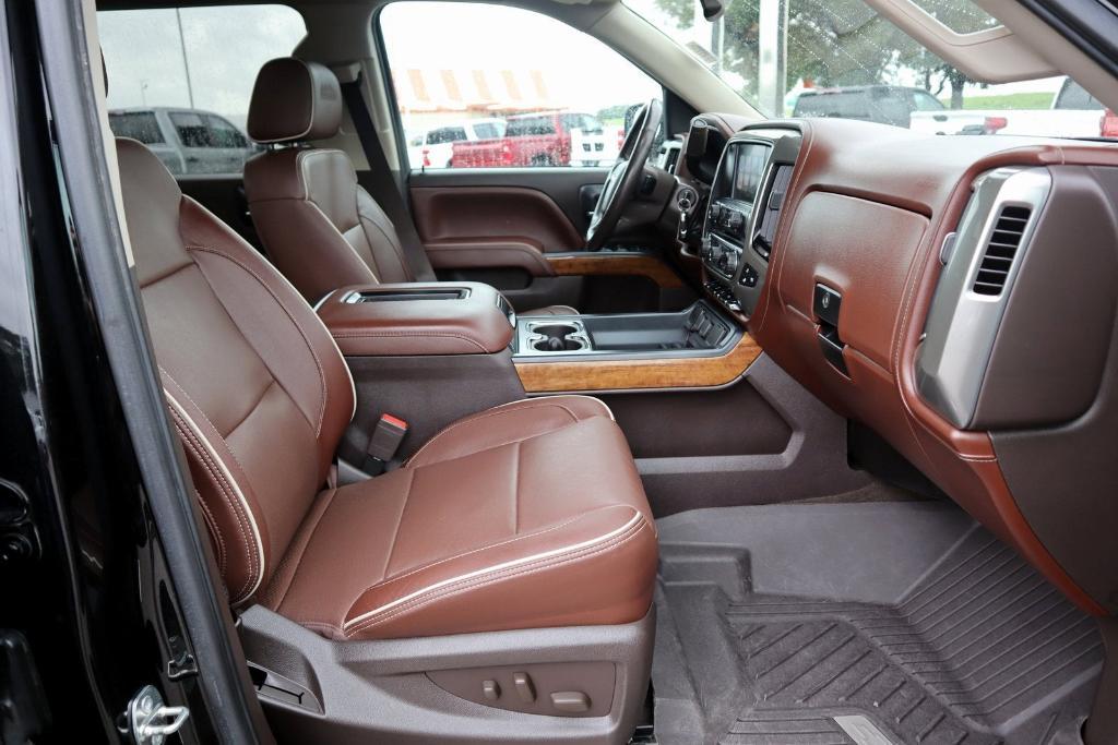 used 2018 Chevrolet Silverado 1500 car, priced at $36,977