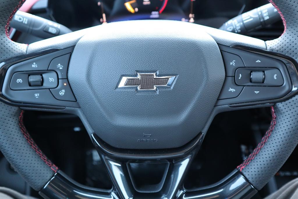 new 2025 Chevrolet TrailBlazer car, priced at $32,075