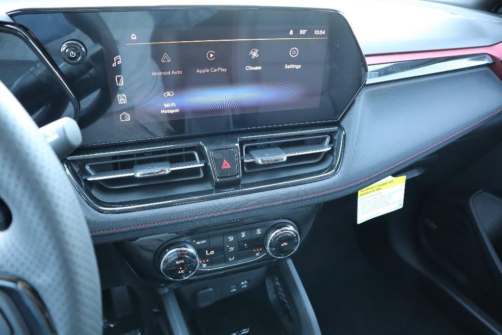 new 2025 Chevrolet TrailBlazer car, priced at $32,075