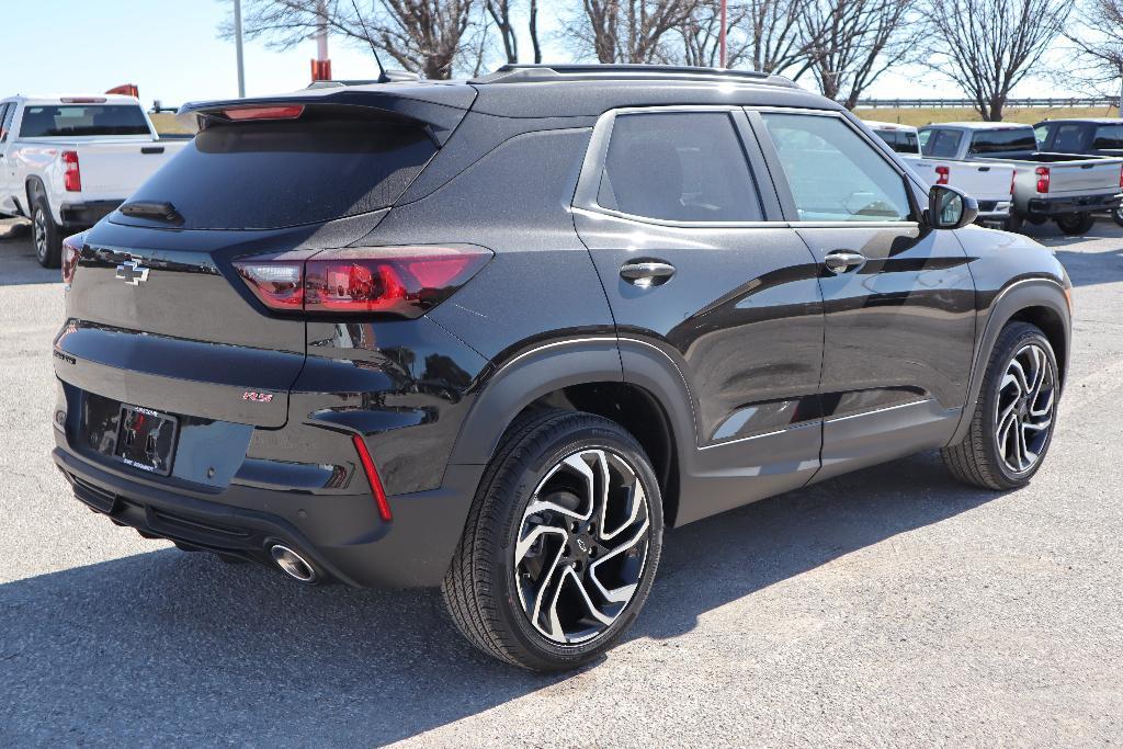 new 2025 Chevrolet TrailBlazer car, priced at $32,075