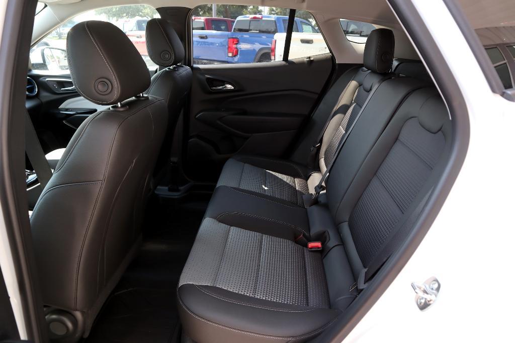 new 2025 Chevrolet Trax car, priced at $26,250