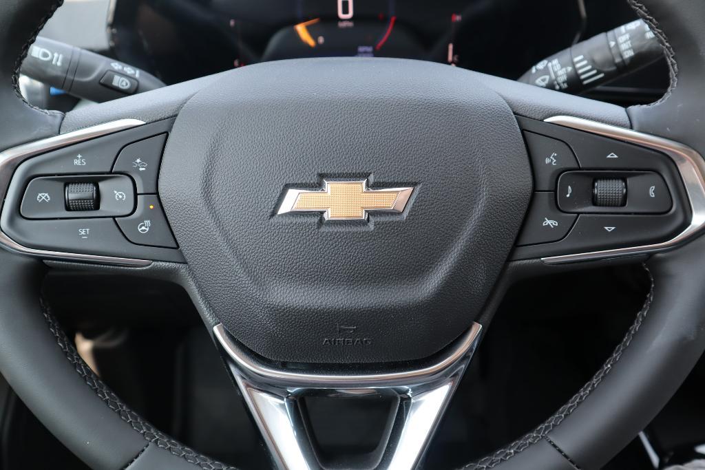 new 2025 Chevrolet Trax car, priced at $26,250