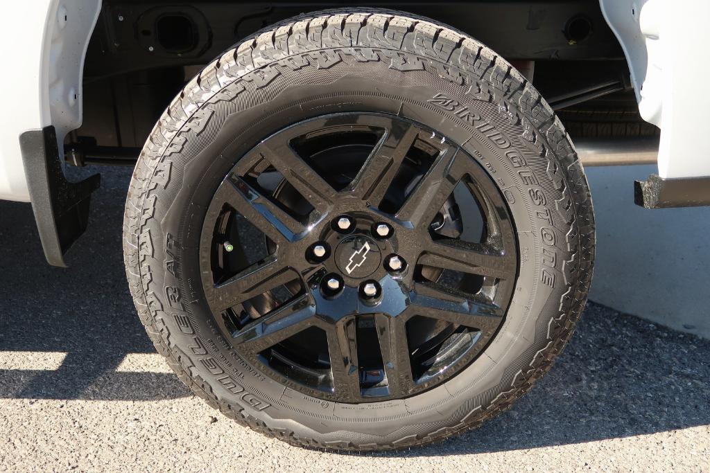 new 2025 Chevrolet Silverado 1500 car, priced at $66,185