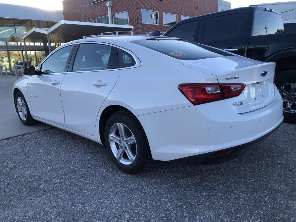 used 2024 Chevrolet Malibu car