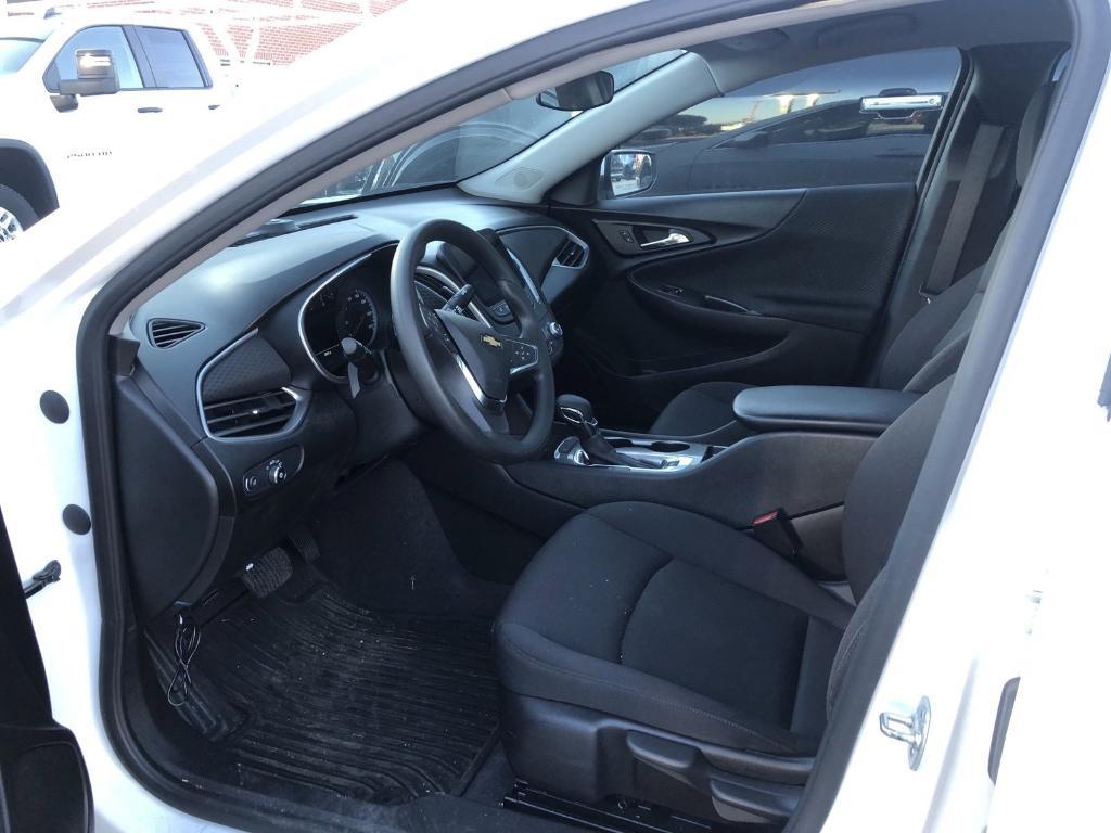 used 2024 Chevrolet Malibu car