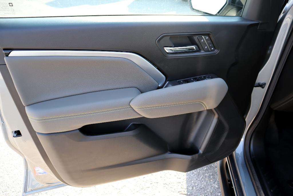 new 2026 Chevrolet Colorado car, priced at $53,620