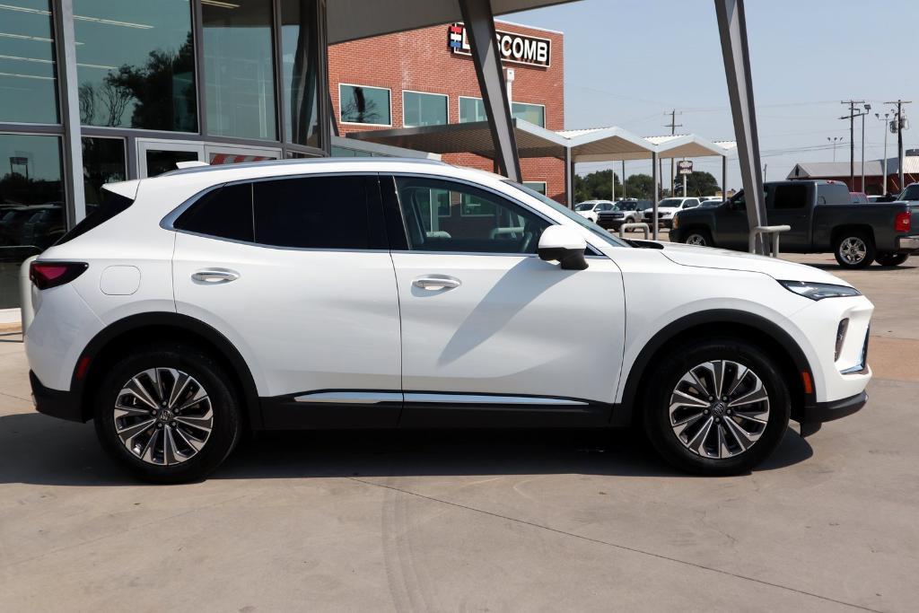 used 2024 Buick Envision car, priced at $28,477
