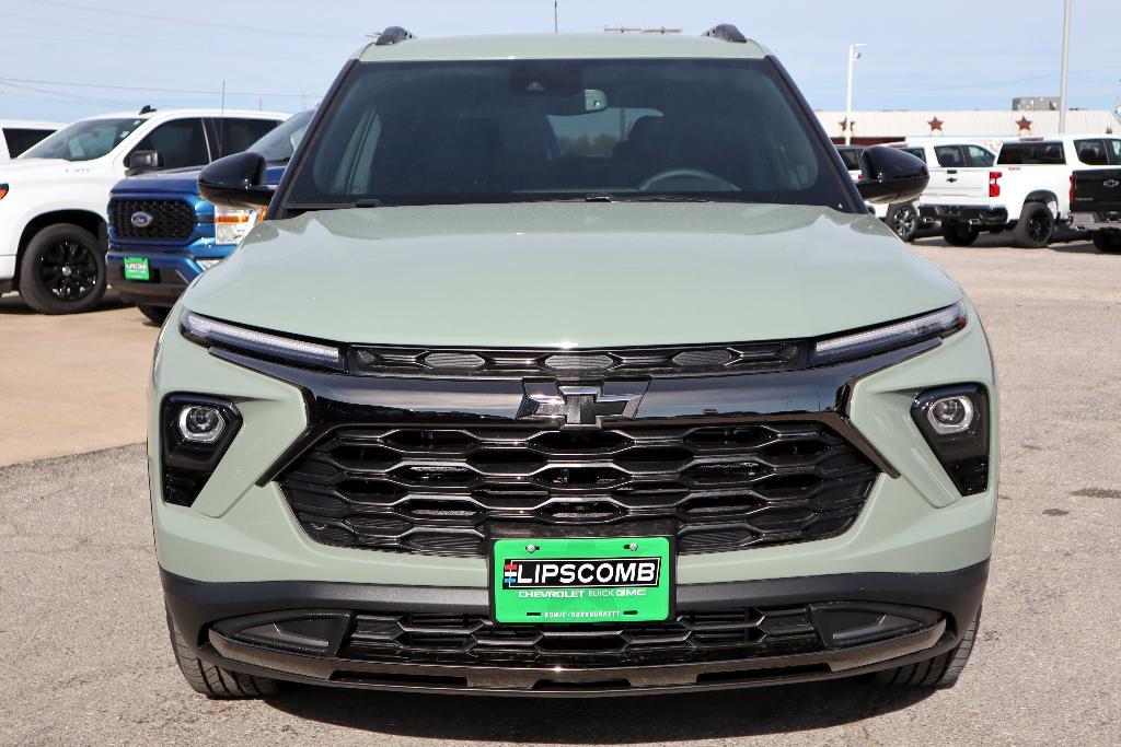 new 2025 Chevrolet TrailBlazer car, priced at $29,585