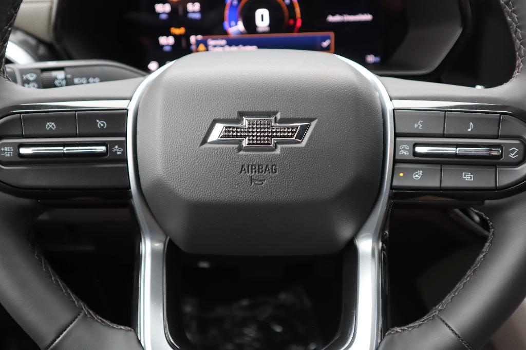 new 2025 Chevrolet Colorado car, priced at $51,015