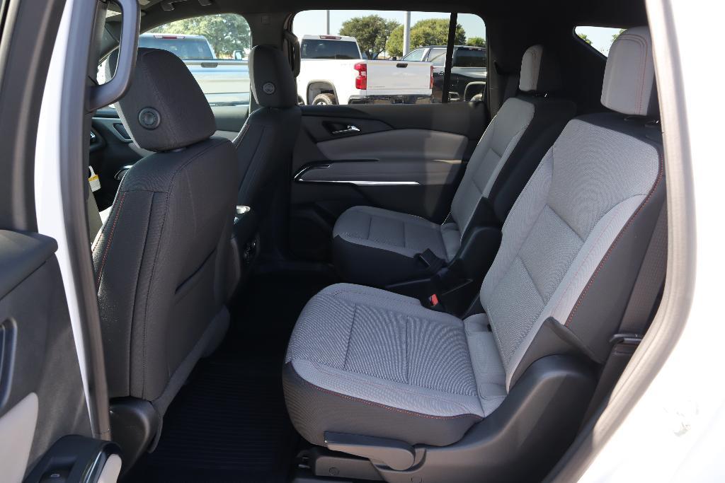 new 2025 Chevrolet Traverse car, priced at $45,345